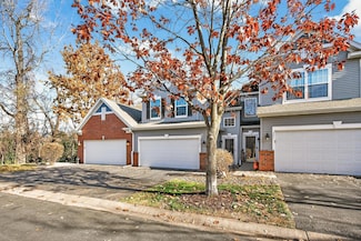 319 Heritage Trail Unit 512, Circle Pines, MN 55014