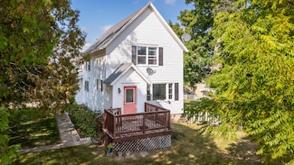 105 N Park Place, Plymouth, WI 53073