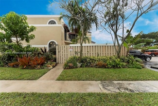 3930 Village Dr Unit B, Delray Beach, FL 33445