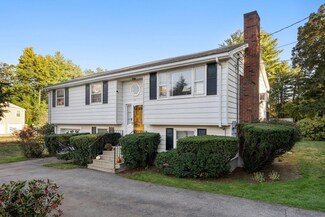 56 North St, North Reading, MA 01864