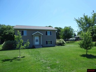 221 Park Rd, Madison Lake, MN 56063
