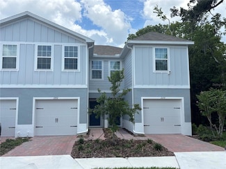 2212 Fluorescent Way, South Daytona, FL 32119