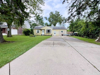5595 Branch St, Sterling Heights, MI 48310