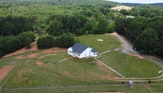 567 Farmers Mountain Rd, Gretna, VA 24557