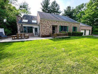 16444 County Road 50, Syracuse, IN 46567