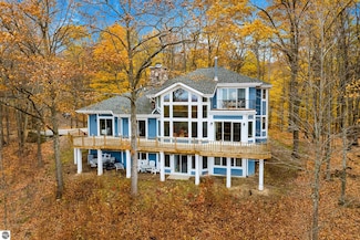 3855 Windy Hill Dr, Bellaire, MI 49615