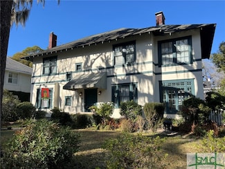 318 E 45th St, Savannah, GA 31405