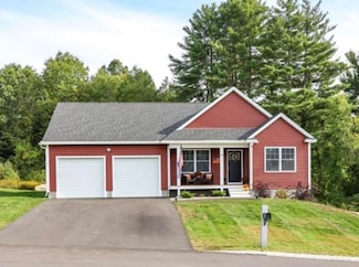 49 Curtis Commons Cir, Milford, NH 03055