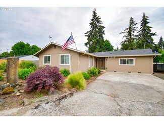 1247 Chase St, Eugene, OR 97402