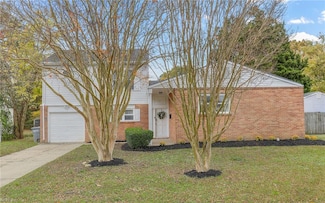 42 Banister Dr, Hampton, VA 23666