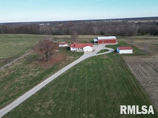 4786 Keller Rd, Iuka, IL 62849