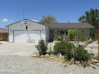 2 Pelham Ct, Yerington, NV 89447