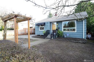 8820 36th Ave SW, Seattle, WA 98126