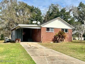 1219 Polk Ave, Pascagoula, MS 39567