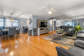 27 Lake Vista Trail Unit 107, Port Saint Lucie, FL 34952
