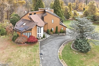 1605 Justin Place Unit 1, Mountainside, NJ 07092