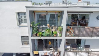 30 E 39th St Unit 325, Hialeah, FL 33013