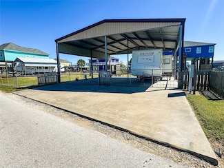 1776 Catfish Ln, Bolivar Peninsula, TX 77650