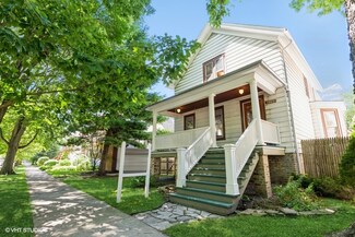 2126 Wesley Ave, Evanston, IL 60201