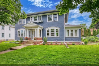 814 E Irving Ave, Oshkosh, WI 54901