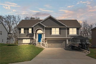 642 Shepherd Rd, Lawson, MO 64062
