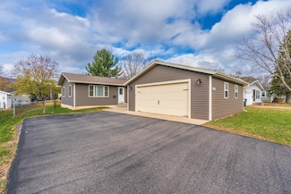 506 S Line Rd, Rothschild, WI 54474