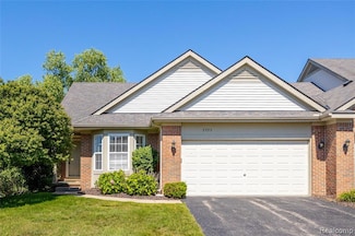5959 Augusta Ln Unit 20, Grand Blanc, MI 48439
