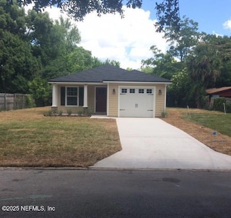 6237 Syringa Ln, Jacksonville, FL 32211