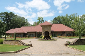 1818 Forest Park, Tupelo, MS 38801