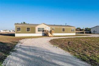 164 Darwin Rd, Whitewright, TX 75491