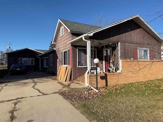 121 S Ellis Ave, Peshtigo, WI 54157