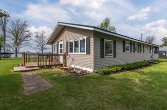 692 N Round Lake Ln, Luck, WI 54853
