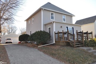 108 N Carroll St, Carroll, IA 51401