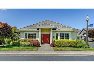 3374 Lake Grove Dr, Eugene, OR 97408