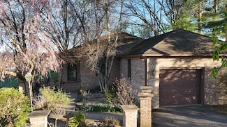 681 Crooked Run Rd, Fayetteville, WV 25840