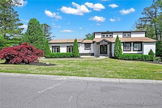 910 Muirfield Dr, Marietta, GA 30068