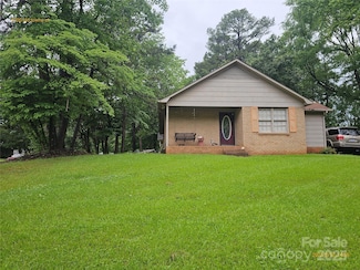 1700 Old Towne Ct, Charlotte, NC 28217
