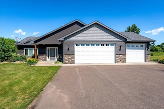 3322 Balsam Ln, Princeton, MN 55371