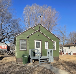 309 S Wipf St, Freeman, SD 57029