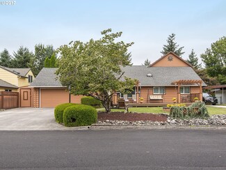 1055 SE Liberty Ave, Gresham, OR 97080