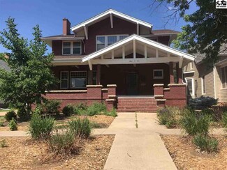 305 S Pioneer Ave, Lyons, KS 67554