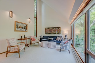 15511 Afton Hills Dr S, Afton, MN 55001