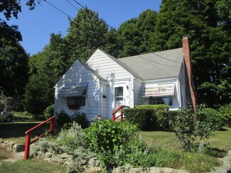 16 Morse Ave, Wareham, MA 02571