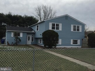 240 Rutgers Ave, Pemberton, NJ 08068