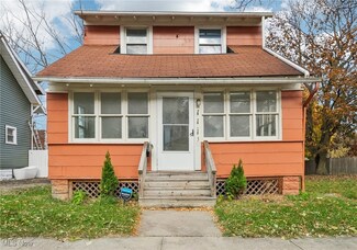 1113 Santee Ave, Akron, OH 44306