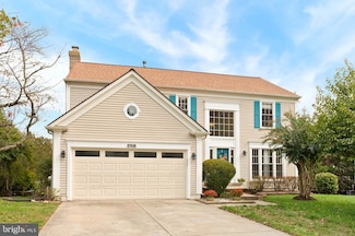 8908 Admiral Dr, Laurel, MD 20708