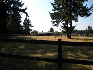 17325 S Sunrise Ln, Beavercreek, OR 97004