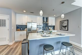 950 W Peachtree St NW Unit 1504, Atlanta, GA 30309
