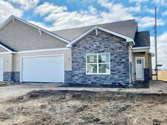 495 Bella Vista Ct, Huxley, IA 50124