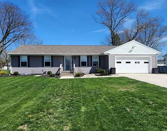204 S Clark St, Auburn, IN 46706